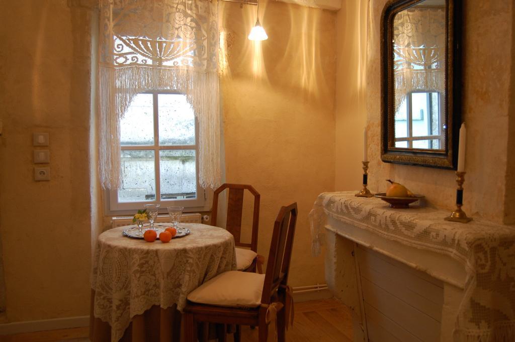Jardins Secrets Bed & Breakfast Angouleme Bilik gambar